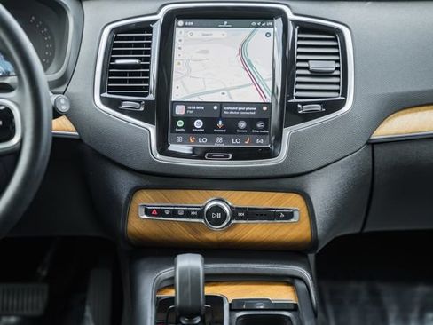 Certified 2023 Volvo XC90 B6 Plus AWD/4WD image 22