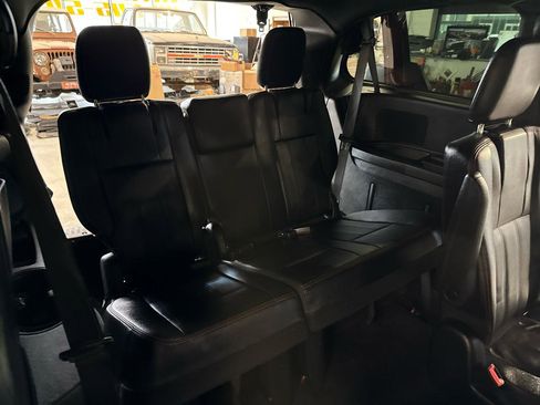 Used 2019 Dodge Grand Caravan GT image 45