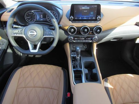 New 2025 Nissan Sentra SV image 9