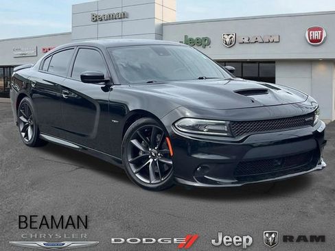Used 2019 Dodge Charger R/T w/ Plus Group RWD image 1