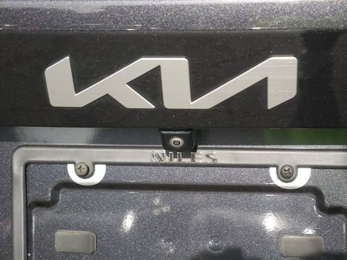 Used 2025 Kia Sorento S w/ Panoramic Sunroof Package FWD image 14