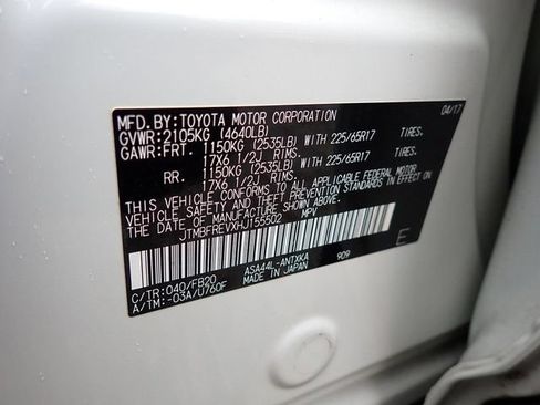 Used 2017 Toyota RAV4 LE w/ Carpet Mat Package AWD/4WD image 13