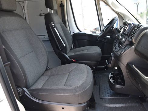 Used 2022 RAM ProMaster 2500 FWD image 10