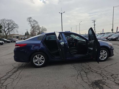 Used 2018 Kia Optima LX image 30