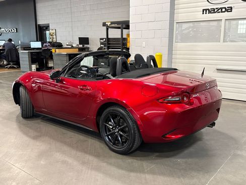 Used 2024 MAZDA MX-5 Miata Sport RWD image 24