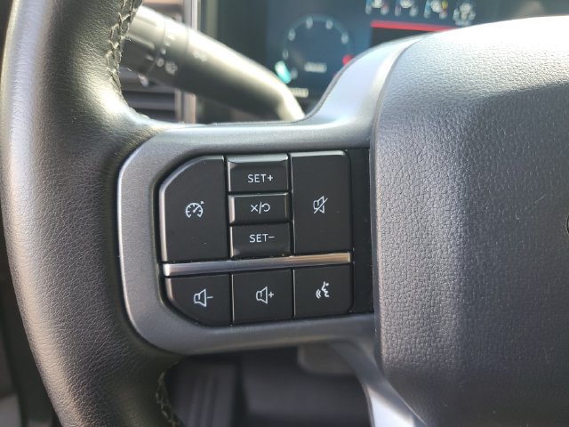 Used 2025 Ford F250 Lariat w/ Black Appearance Package AWD/4WD image 16
