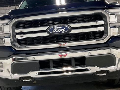 Used 2024 Ford F150 Lariat w/ Bed Utility Package AWD/4WD image 35