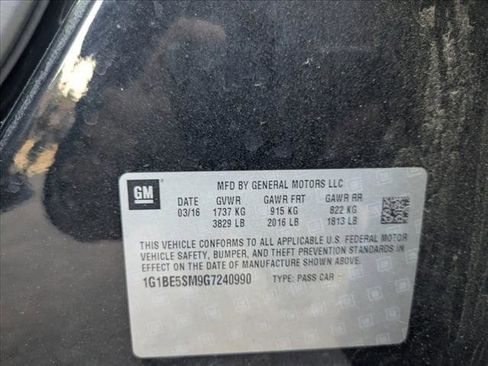 Used 2016 Chevrolet Cruze LT FWD image 17