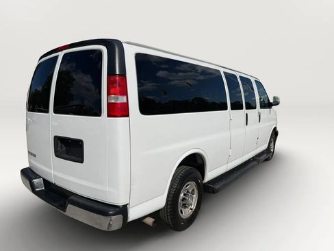 Used 2020 Chevrolet Express 3500 LT w/ LT Preferred Equipment Group RWD image 3