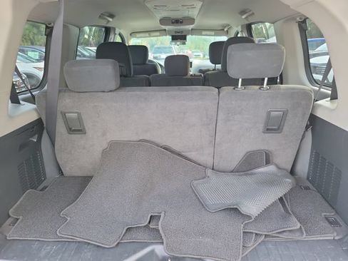 Used 2013 Nissan Armada SV RWD image 8