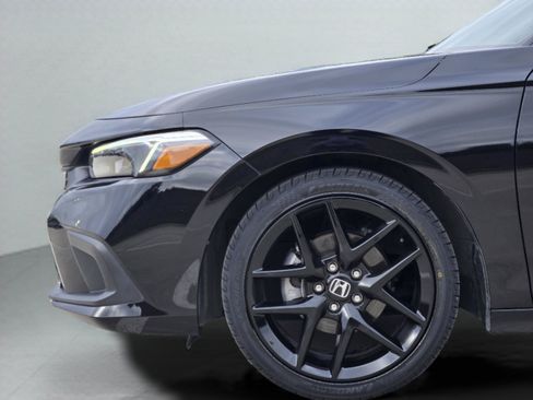 Used 2024 Honda Civic Sport image 28