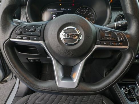 Used 2021 Nissan Kicks SV image 17
