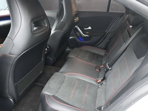 Used 2023 Mercedes-Benz CLA 250 4MATIC image 36
