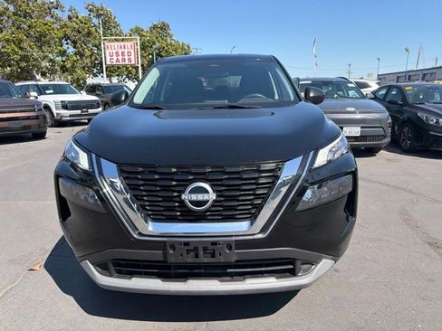 Used 2023 Nissan Rogue S FWD image 2