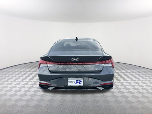 Used 2023 Hyundai Elantra Limited FWD image 6