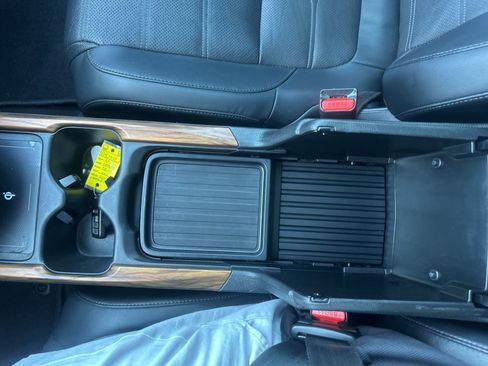 Used 2022 Honda CR-V Touring image 40