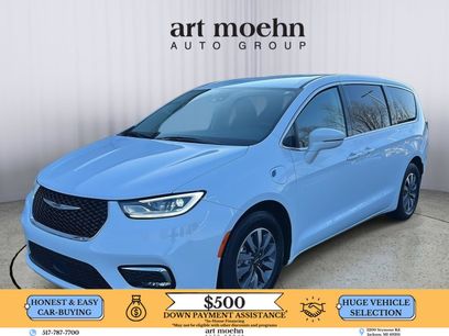 Used 2022 Chrysler Pacifica Touring-L