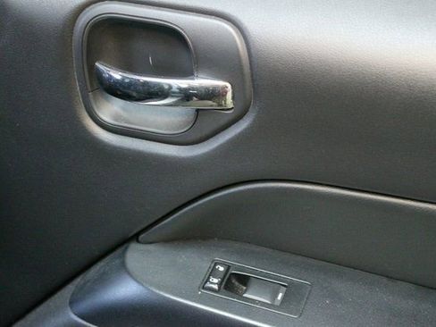 Used 2016 Jeep Patriot Sport w/ Power Value Group image 9