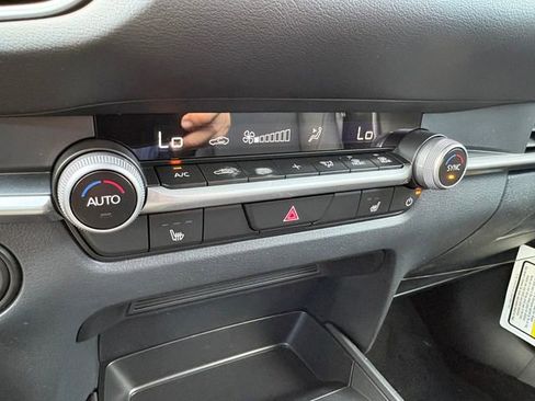New 2026 MAZDA CX-30 AWD 2.5 S w/ Select Sport Pkg image 17