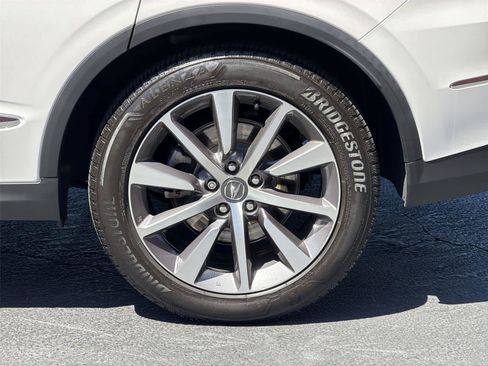 Used 2025 Acura MDX FWD w/ Technology Package image 9