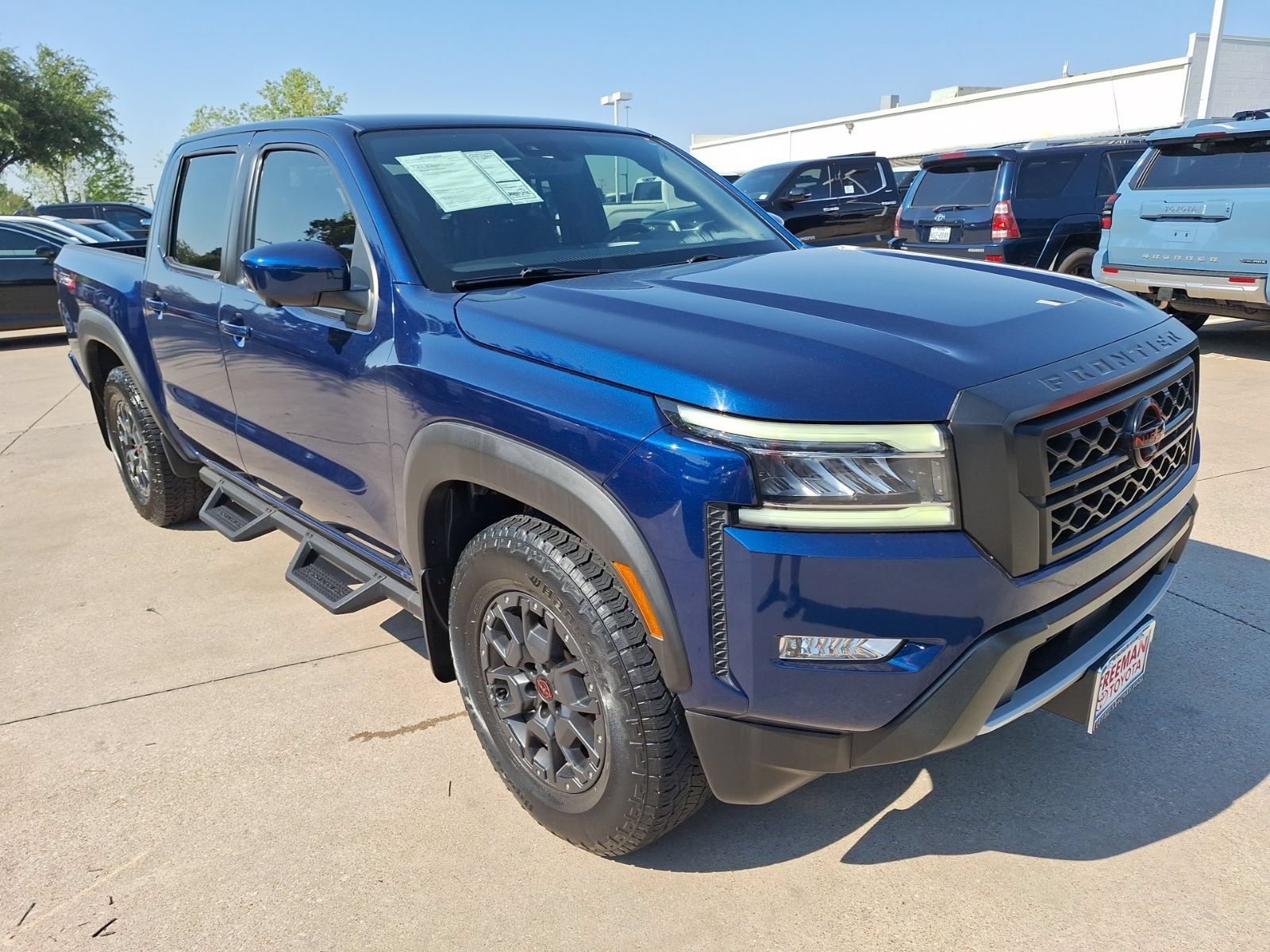 Used 2023 Nissan Frontier Pro-X w/ Pro-X Premium Package RWD image 8