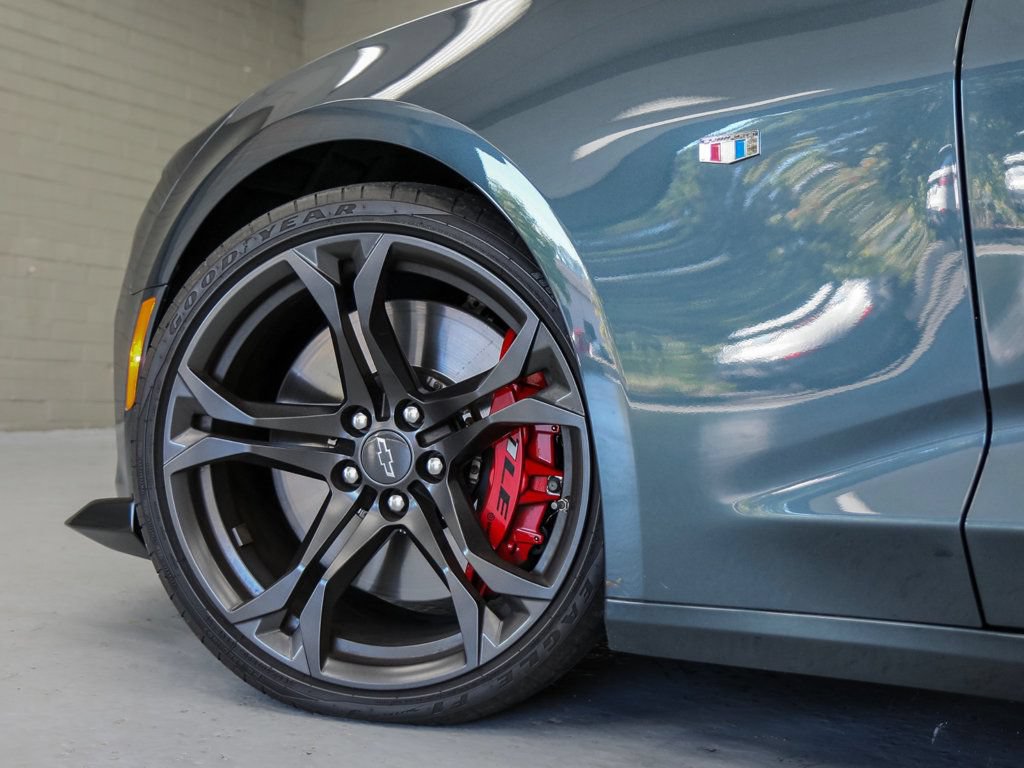 Used 2022 Chevrolet Camaro SS RWD image 29