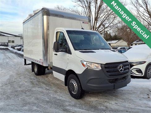 Used 2023 Mercedes-Benz Sprinter 3500 image 12