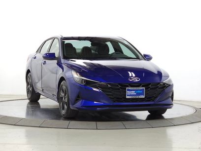 Certified 2022 Hyundai Elantra SEL