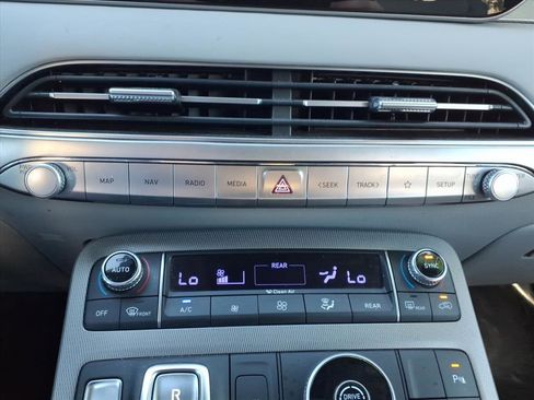 Certified 2022 Hyundai Palisade SEL w/ 8P Bench Seat Package image 22