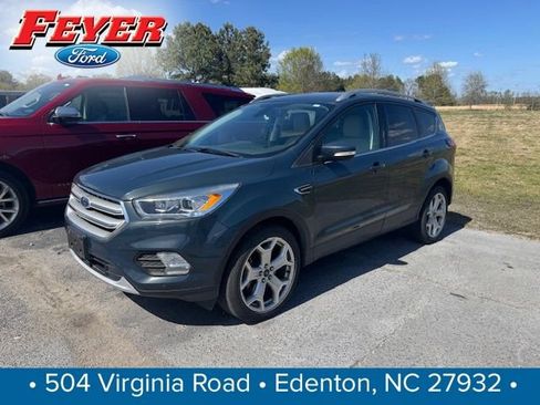 Used 2019 Ford Escape Titanium image 1
