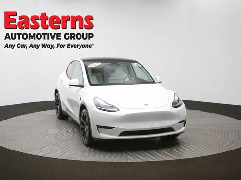 Used 2020 Tesla Model Y Long Range image 47