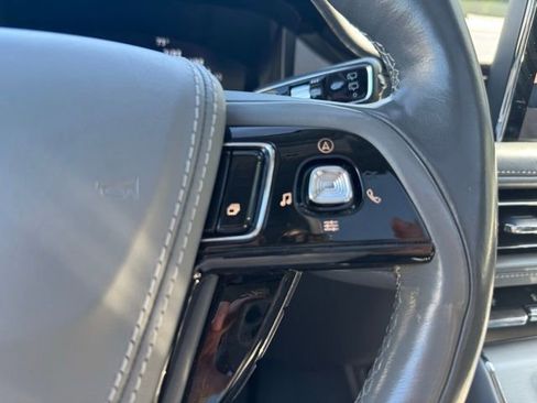 Used 2020 Lincoln Aviator Reserve w/ Equipment Group 202A image 29