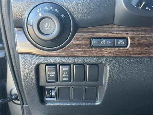 Used 2023 Nissan Titan Platinum Reserve w/ Moonroof Package image 24