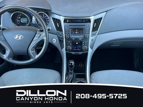 Used 2015 Hyundai Sonata Hybrid FWD image 13