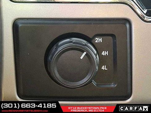 Used 2022 Ford F350 Lariat image 24