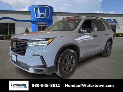 Certified 2025 Honda Pilot TrailSport