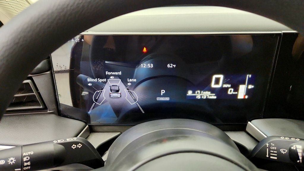Used 2025 Nissan Kicks S w/ Charging Package FWD image 14