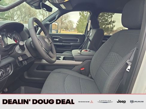 New 2026 RAM 3500 Big Horn AWD/4WD image 9