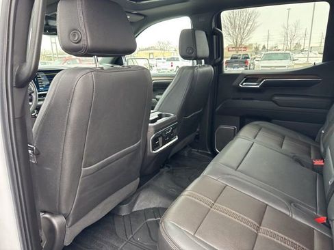 Used 2023 Chevrolet Silverado 1500 High Country w/ High Country Premium Package image 30