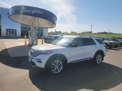 Used 2023 Ford Explorer Platinum w/ Class IV Trailer Tow Package