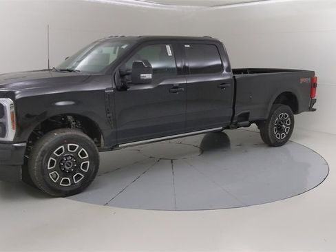 New 2025 Ford F350 Platinum w/ FX4 Off-Road Package image 20