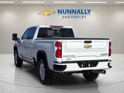 Certified 2024 Chevrolet Silverado 3500 High Country image 3