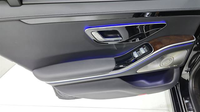 Used 2025 Mercedes-Benz S 500 4MATIC image 23