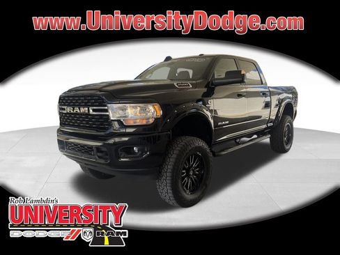 New 2022 RAM 2500 Big Horn w/ Level C Equiment Group image 1