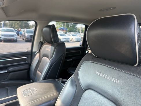 Used 2022 RAM 1500 Laramie AWD/4WD image 17