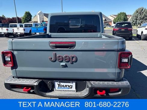 New 2026 Jeep Gladiator Rubicon w/ Steel Power Dome Hood Package AWD/4WD image 8