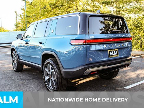 Used 2024 Rivian R1S Adventure image 5