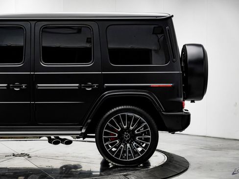 Used 2025 Mercedes-Benz G 63 AMG 4MATIC image 7