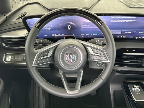 New 2026 Buick Enclave Avenir w/ Super Cruise Package FWD image 17