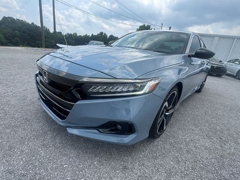 Used 2021 Honda Accord Sport image 3